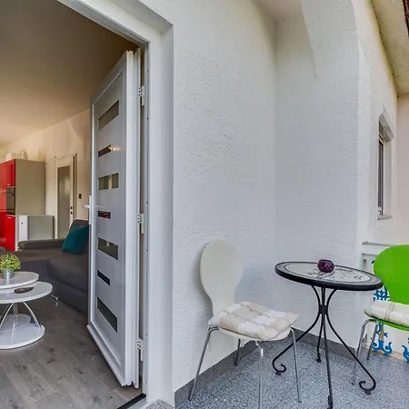 Apartment A & J Petrcane Exterior photo